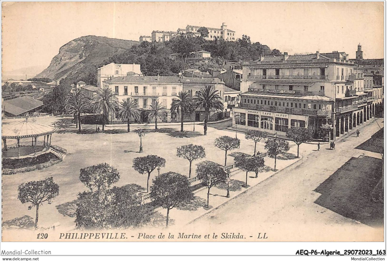 AEQP6-ALGERIE-0545 - PHILIPPEVILLE - Place De La Marine Et Le Skikda - Skikda (Philippeville)