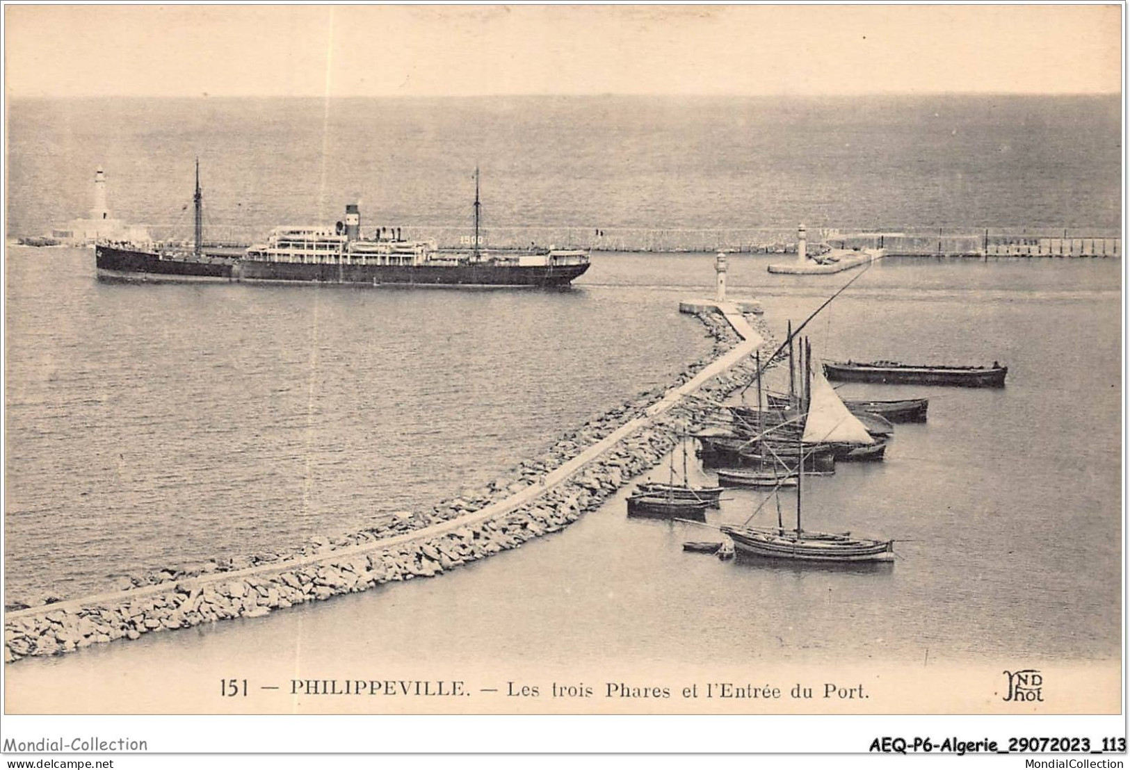 AEQP6-ALGERIE-0520 - PHILIPPEVILLE - Les Trois Phares Et L'entrée Du Port - Skikda (Philippeville)
