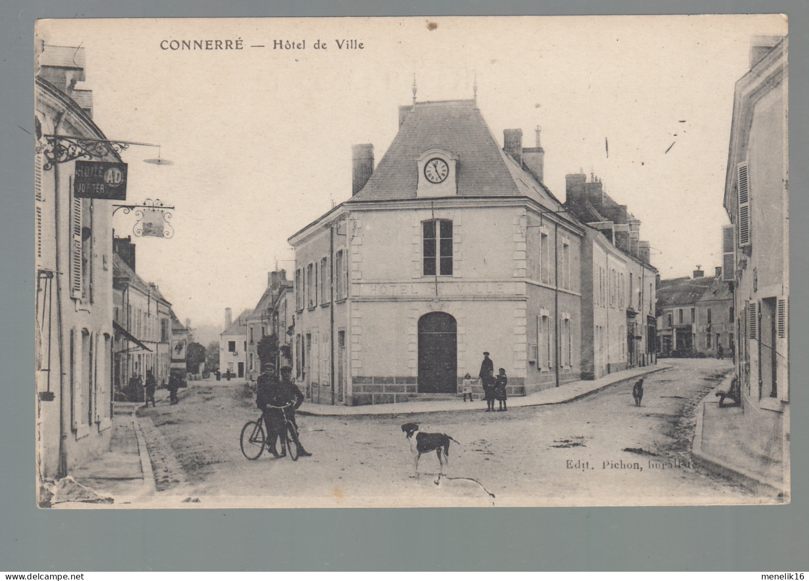 CP - 72 - Connerré - Hôtel-de-Ville - Connerre