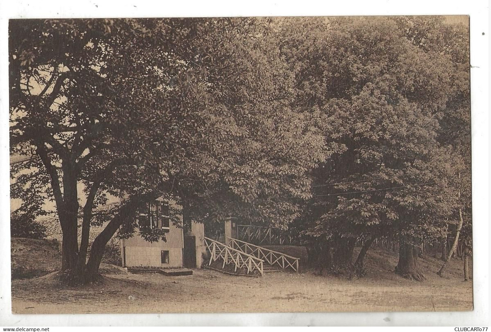 Saint-Prix (95) : La Villa Place De Croix Jacques En 1945 PF. - Saint-Prix