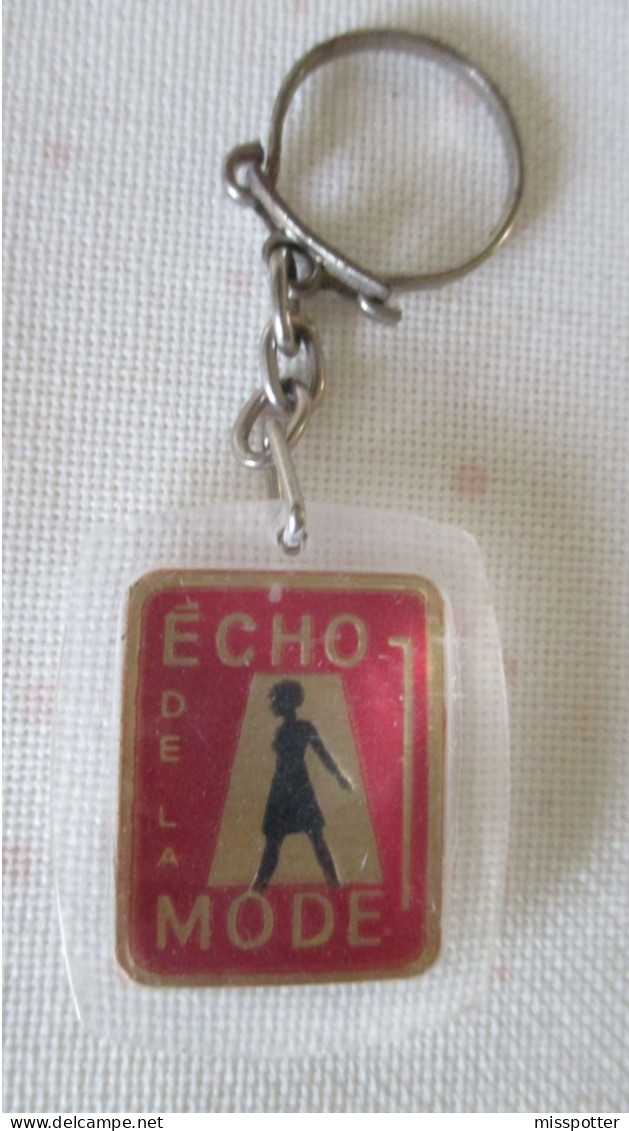 Porte Clé Vintage  écho De La Mode Mon Ouvrage Madame - Key-rings