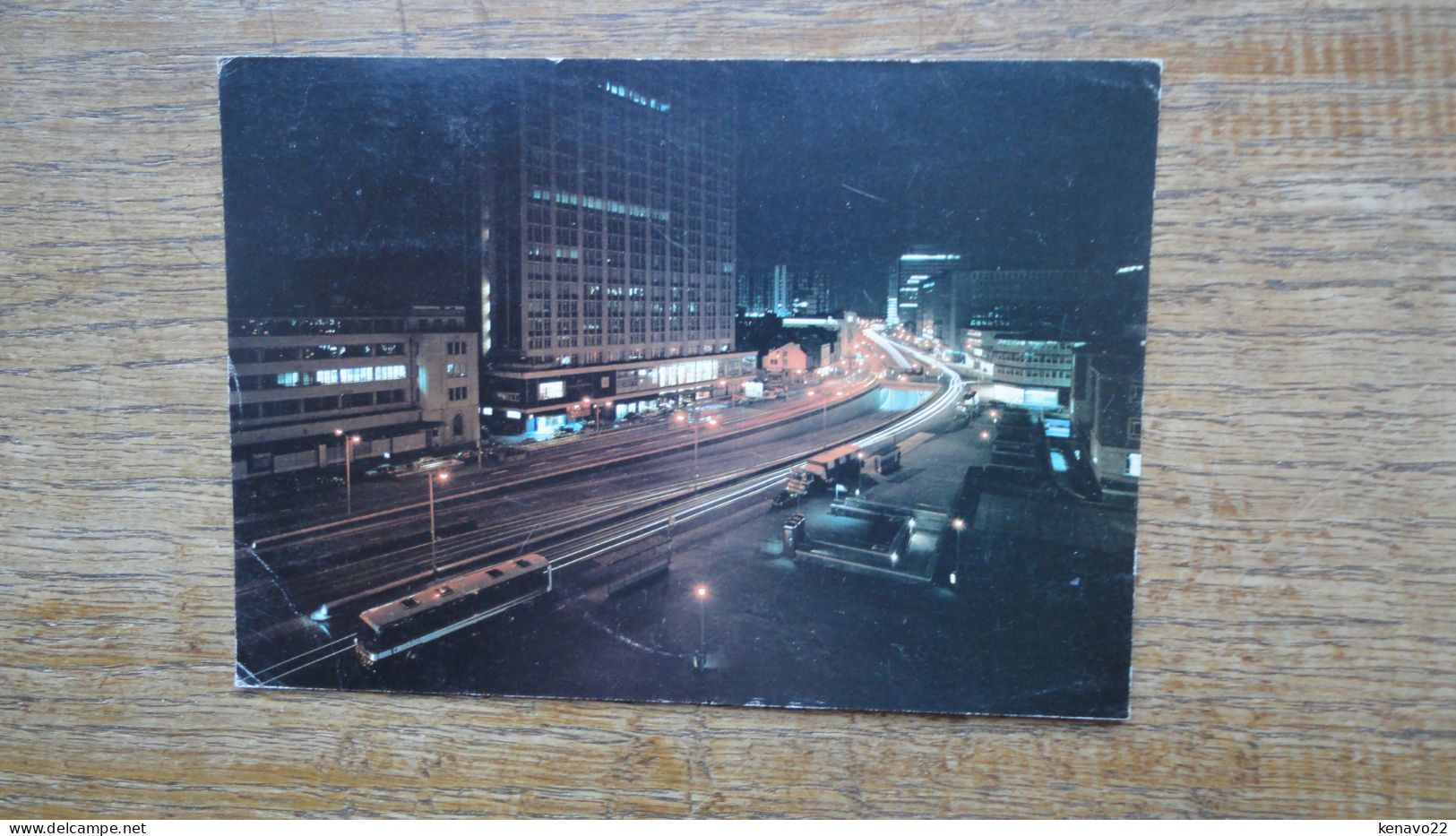 Royaume-uni , Croydon , The Underpass , A Night View Of The Traffic To London Using Croydon "" Beau Timbre "" - Surrey