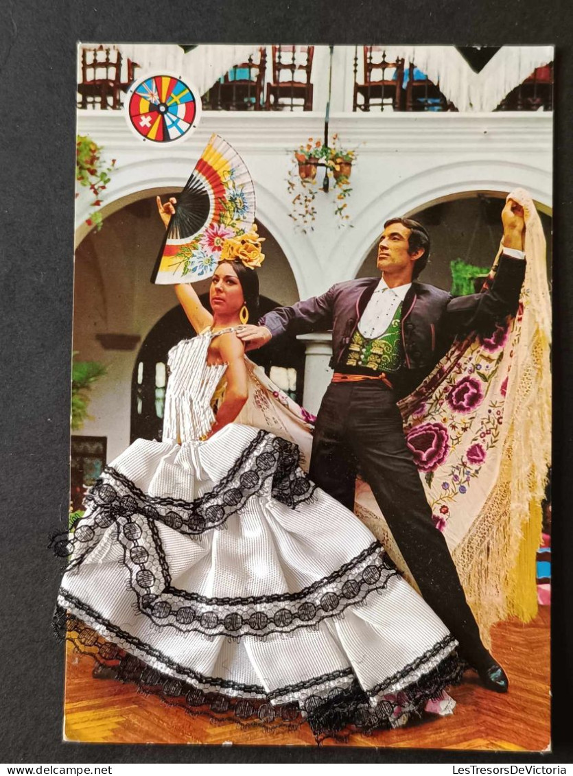 Fantaisie - Carte Brodée - Couple Dansant Le Flamenco - Carte Semi-moderne - Robe En Tissus - Brodées