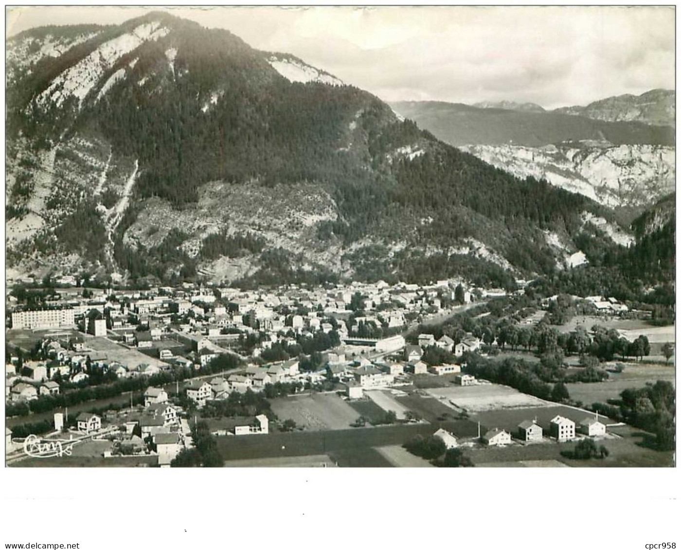 74.CLUSES.n°22502.VUE PANORAMIQUE AERIENNE.CPSM. - Cluses