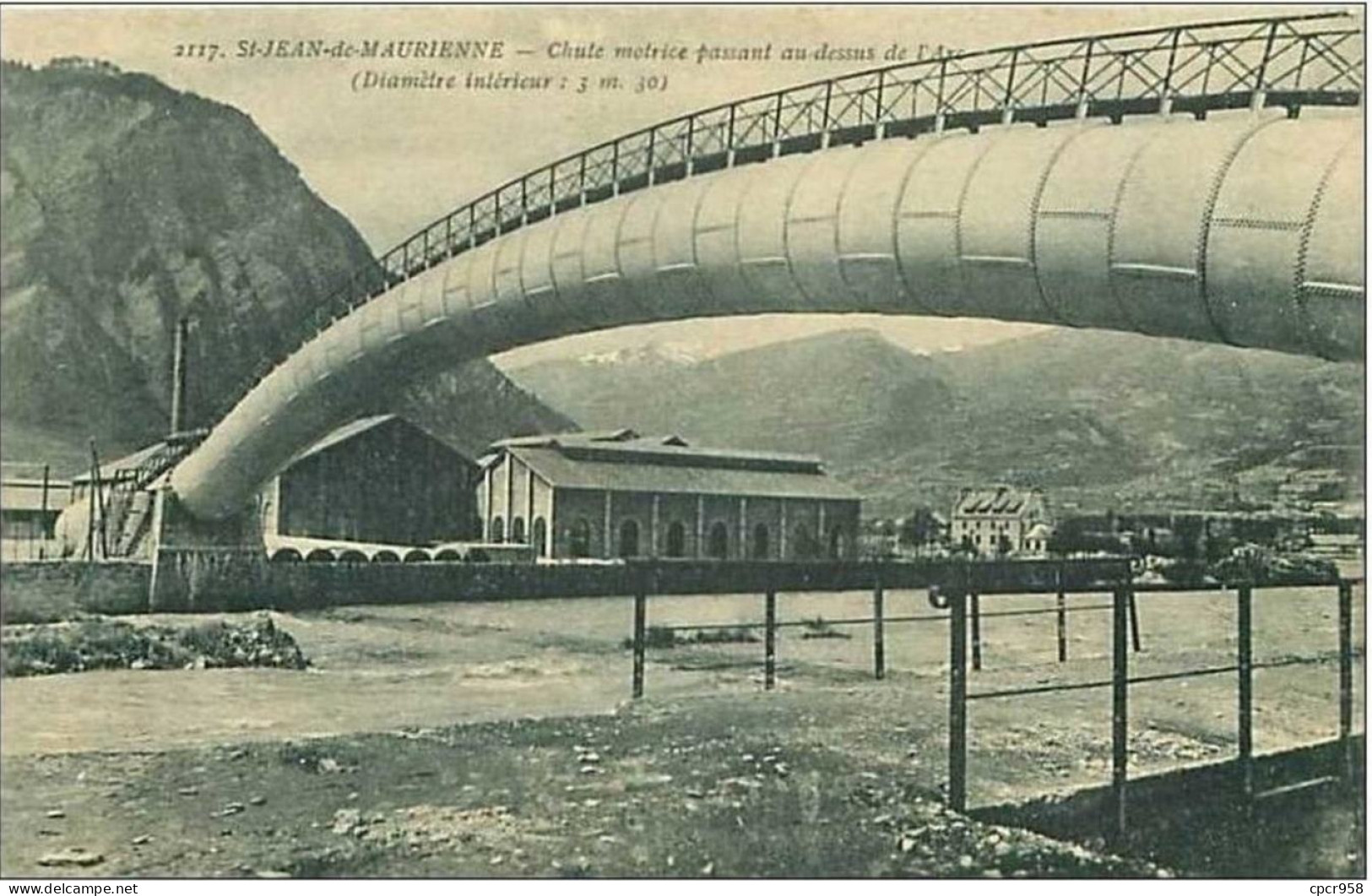 73.ST JEAN DE MAURIENNE.CHUTE MOTRICE PASSANT AU DESSUS DE L'ARC - Saint Jean De Maurienne