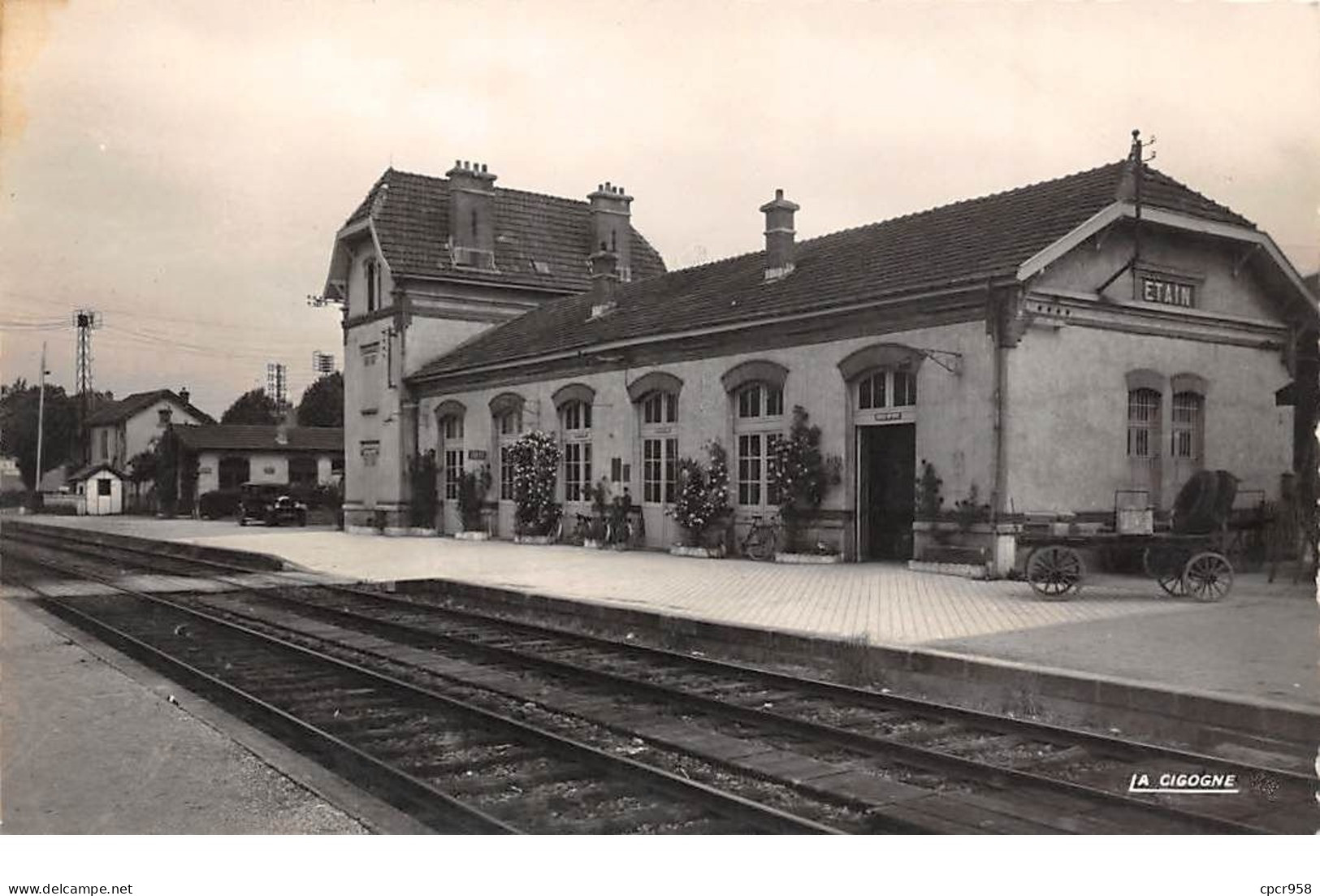 55 - N°111337 - Etain - La Gare - CPSM - Etain