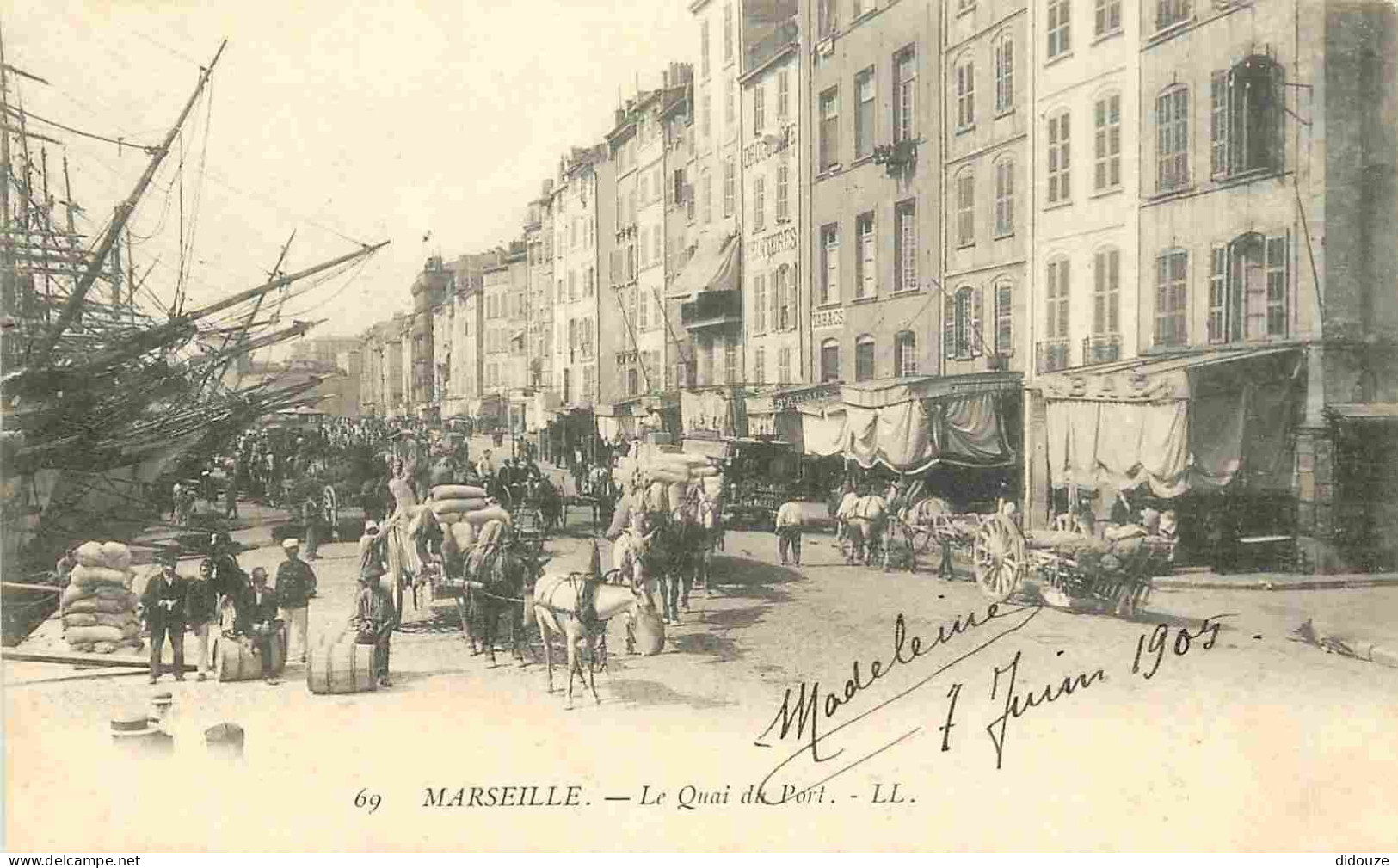 13 - Marseille - Le Quai Du Port - Animée - Précurseur - CPA - Oblitération Ronde De 1905 - Voir Scans Recto-Verso - Joliette, Havenzone