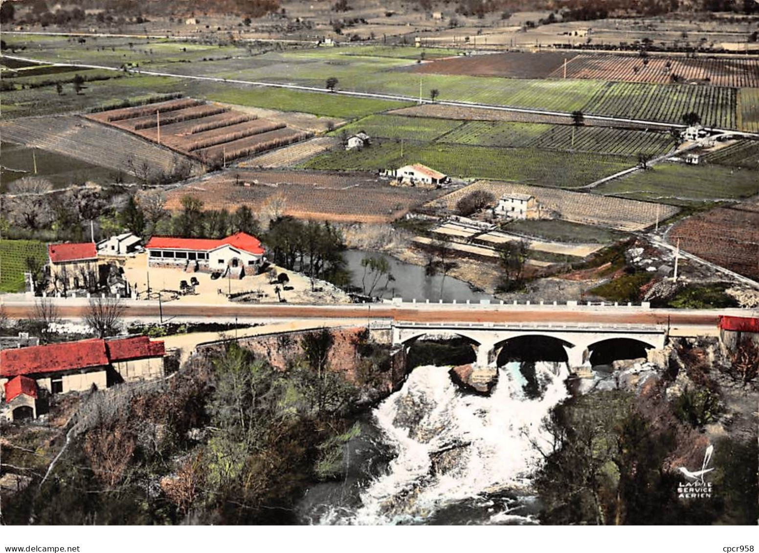 83.AM11033.Les Arcs-sur-Argens.Vue D'ensemble.Edit Lapie.10.CPSM 15x10 Cm - Les Arcs