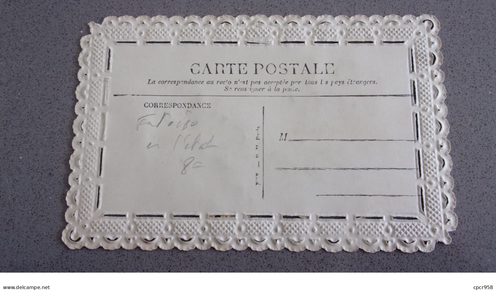 Fantaisie - N°75684 - Mille Baisers - Roses - Carte Dentelée Avec Ajouti, Chromo, Vendue En L'état - Autres & Non Classés