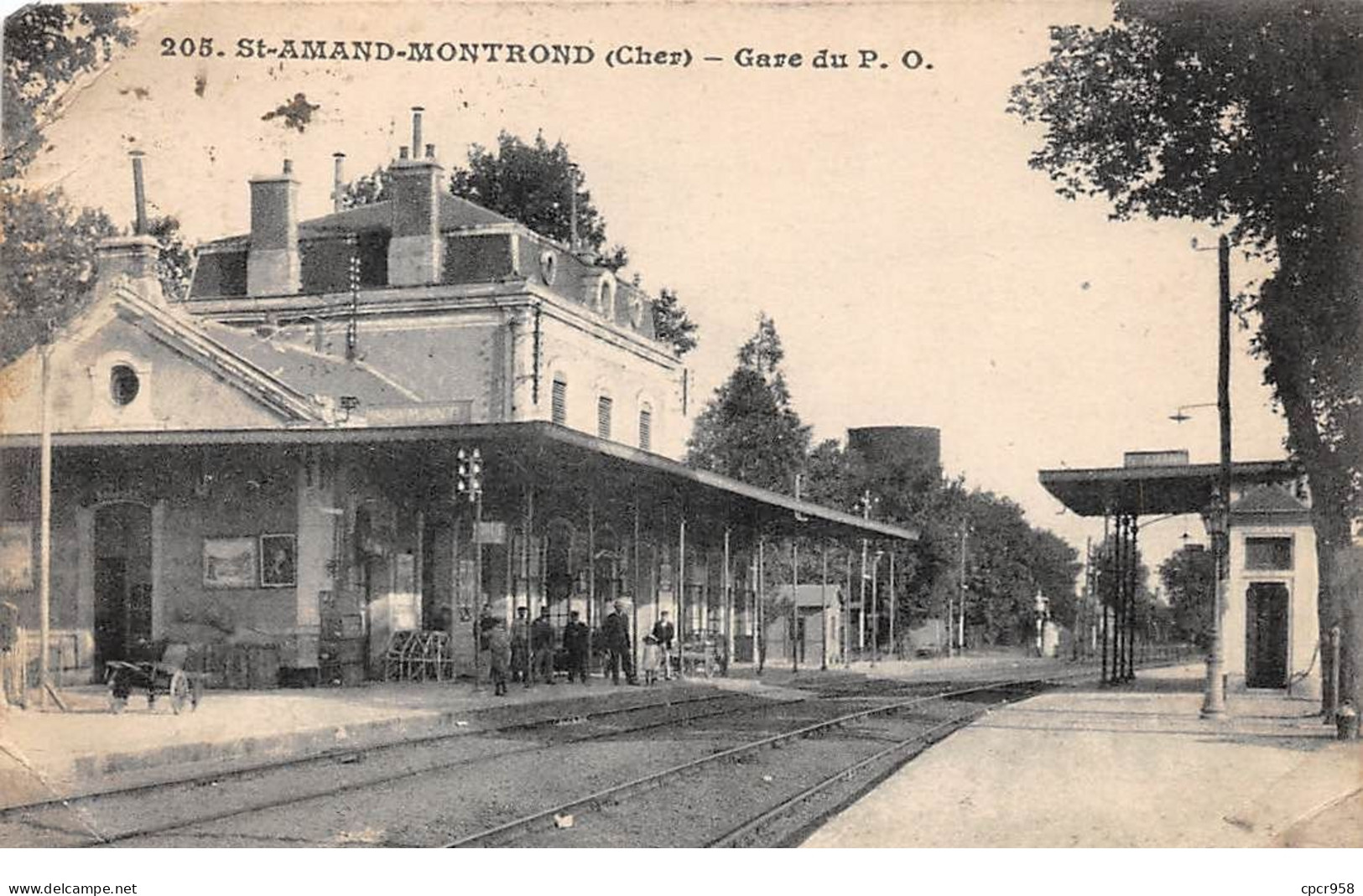 18 - N°74127 - SAINT-AMAND-MONTROND - Gare Du P.O. - Carte Pliée, Vendue En L'état - Saint-Amand-Montrond