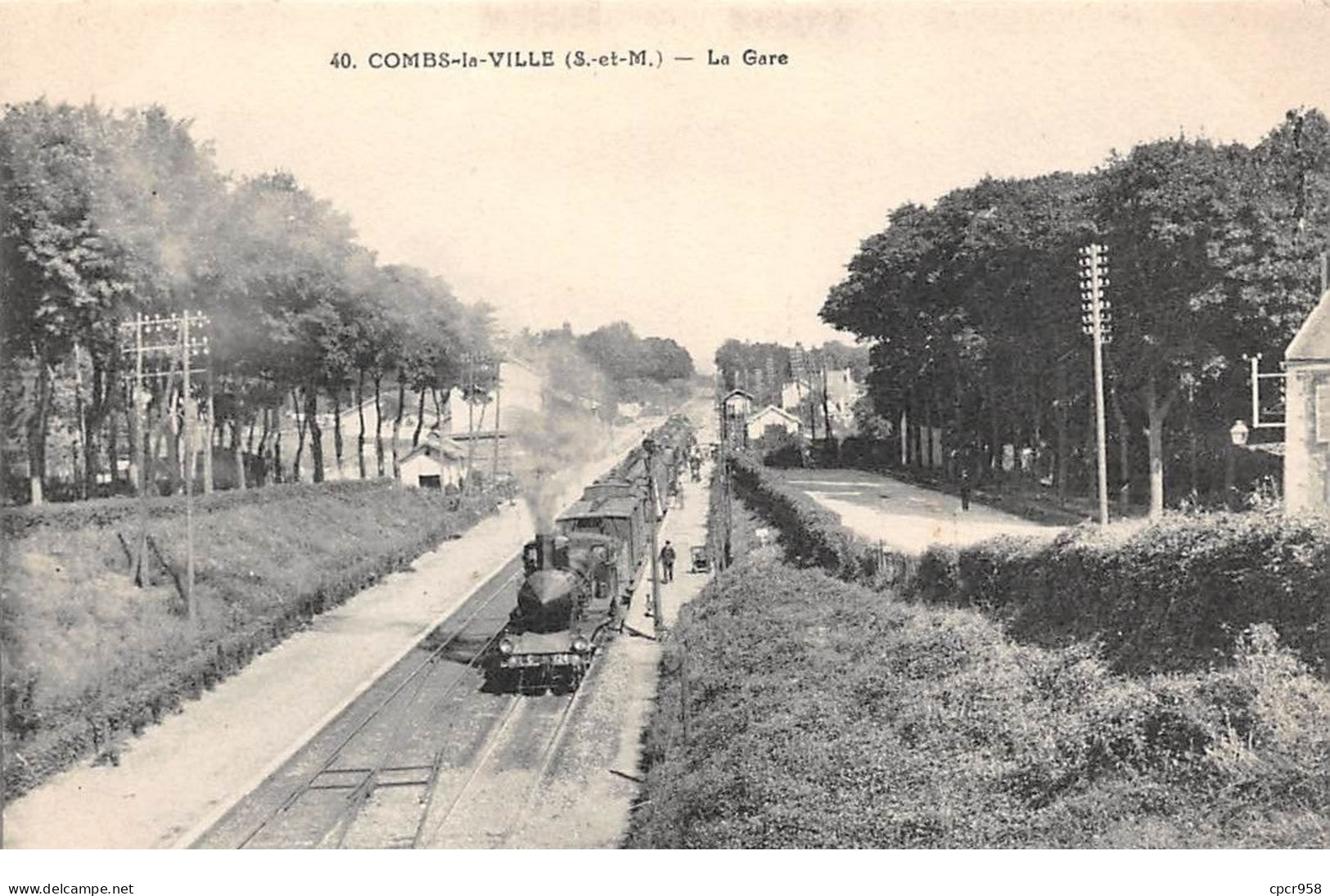 77 - N°75936 - COMBS LA VILLE - La Gare - Train - Combs La Ville