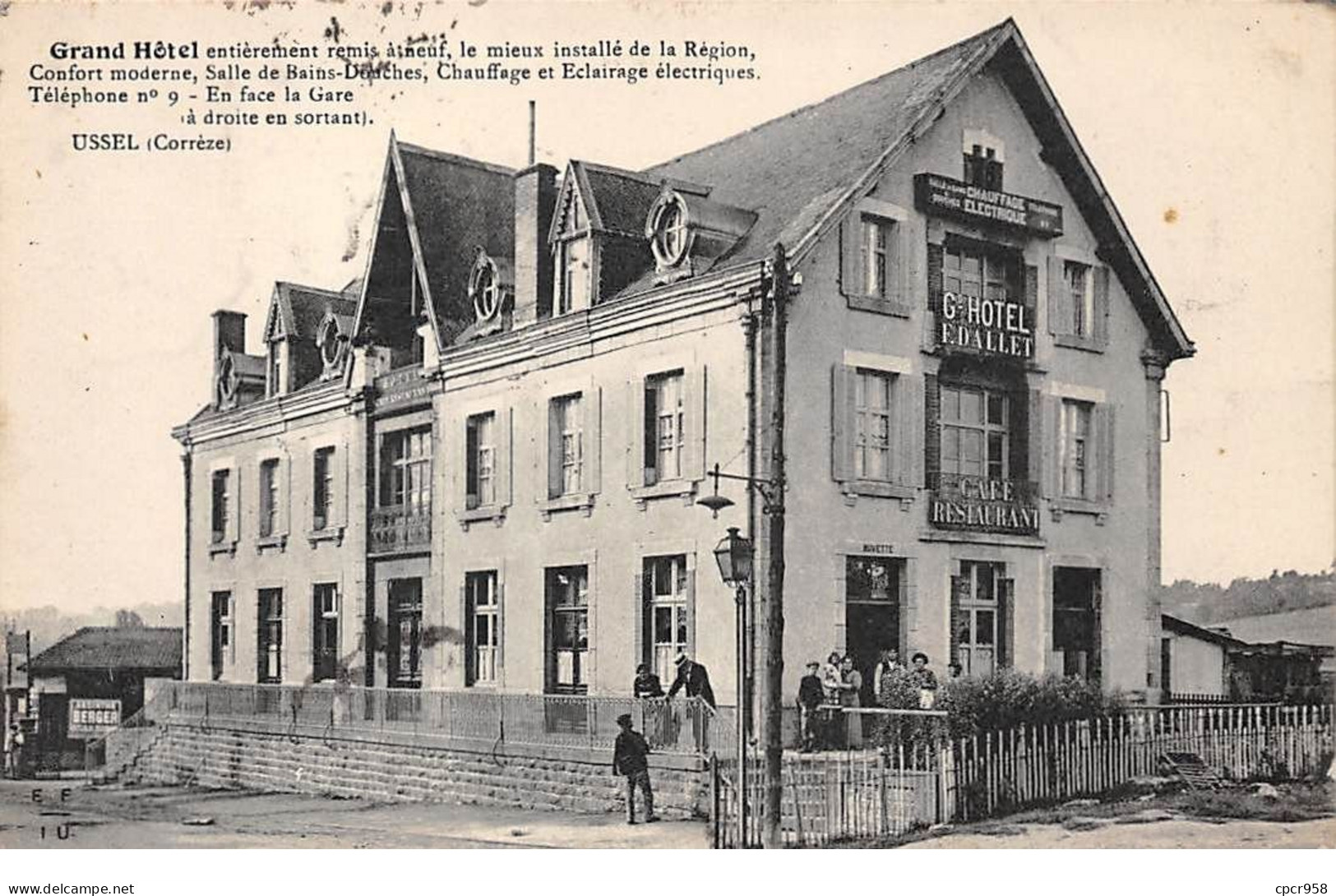 19 - N°74136 - USSEL - Grand Hôtel Entièrement Remis à Neuf .... - Ussel