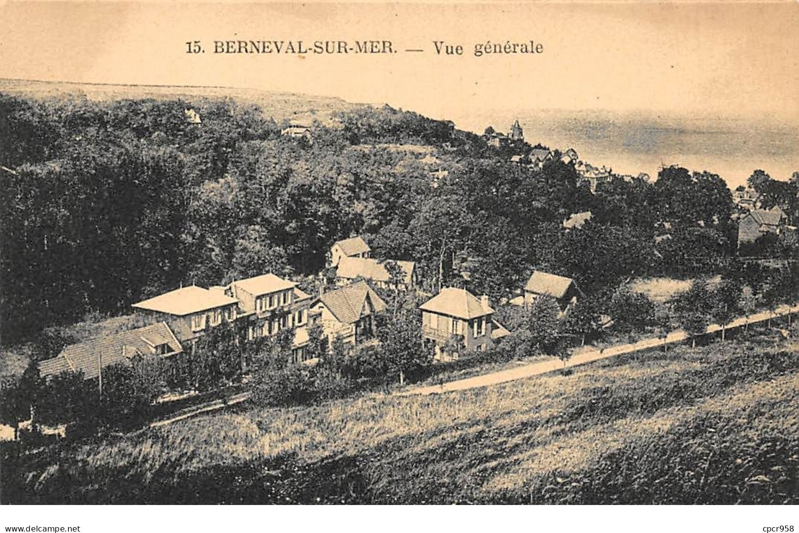 76 - N°75505 - BERNEVAL-SUR-MER - Vue Générale - Berneval