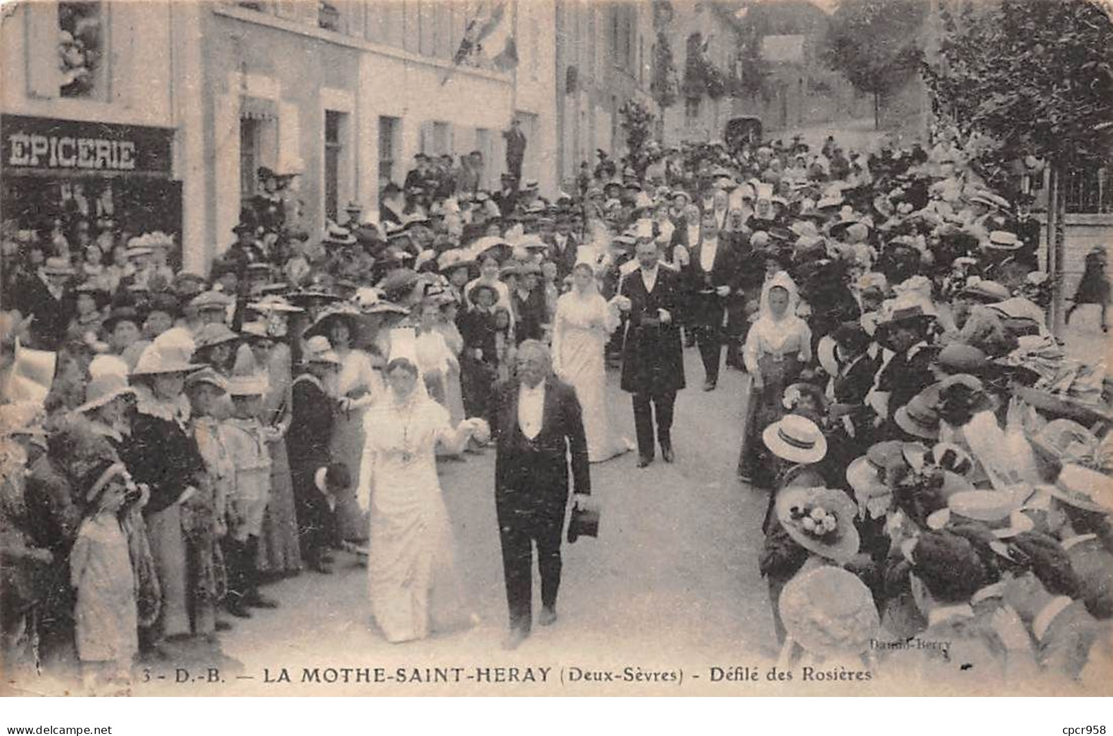 79 - N°74471 - LA MOTHE-SAINT-HERAY - Défilé Des Rosières - La Mothe Saint Heray