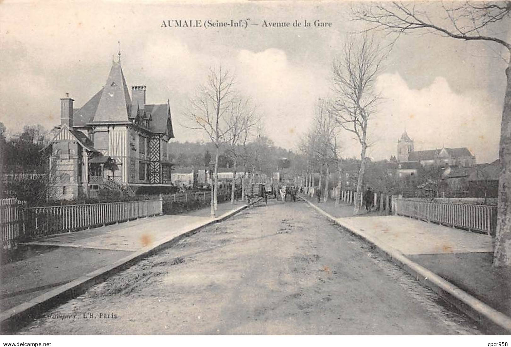 76 - Aumale - SAN21093 - Avenue De La Gare - Aumale