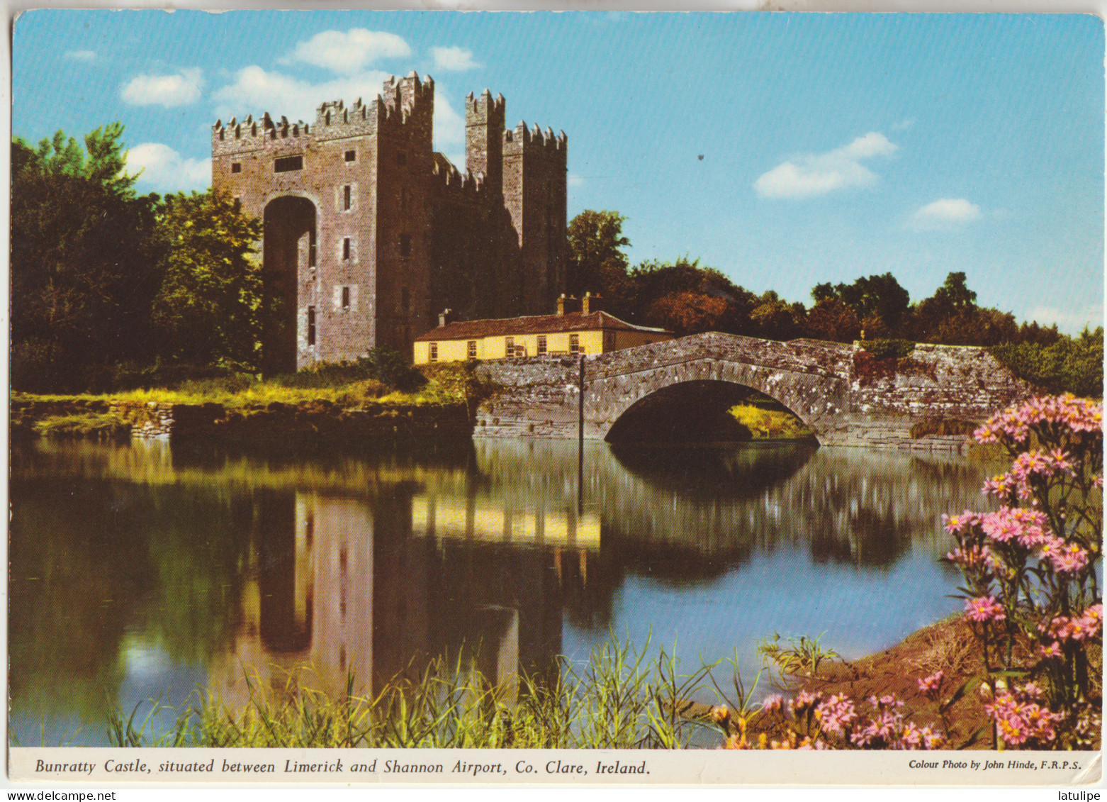 Bunratty Castle Situated Betwen LImerick And Shananon Airport Ca Clare Ireland - Limerick