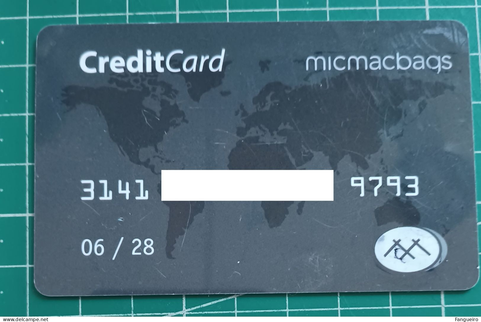 # CREDIT CARD MICMACBAGS - Credit Cards (Exp. Date Min. 10 Years)