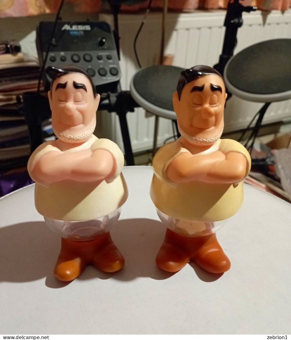 Bob Et Bobette, 1 Rare Figurine 13 Cm (à Gauche Sur La Photo) Jérôme Variante Teinte Claire - Autres & Non Classés