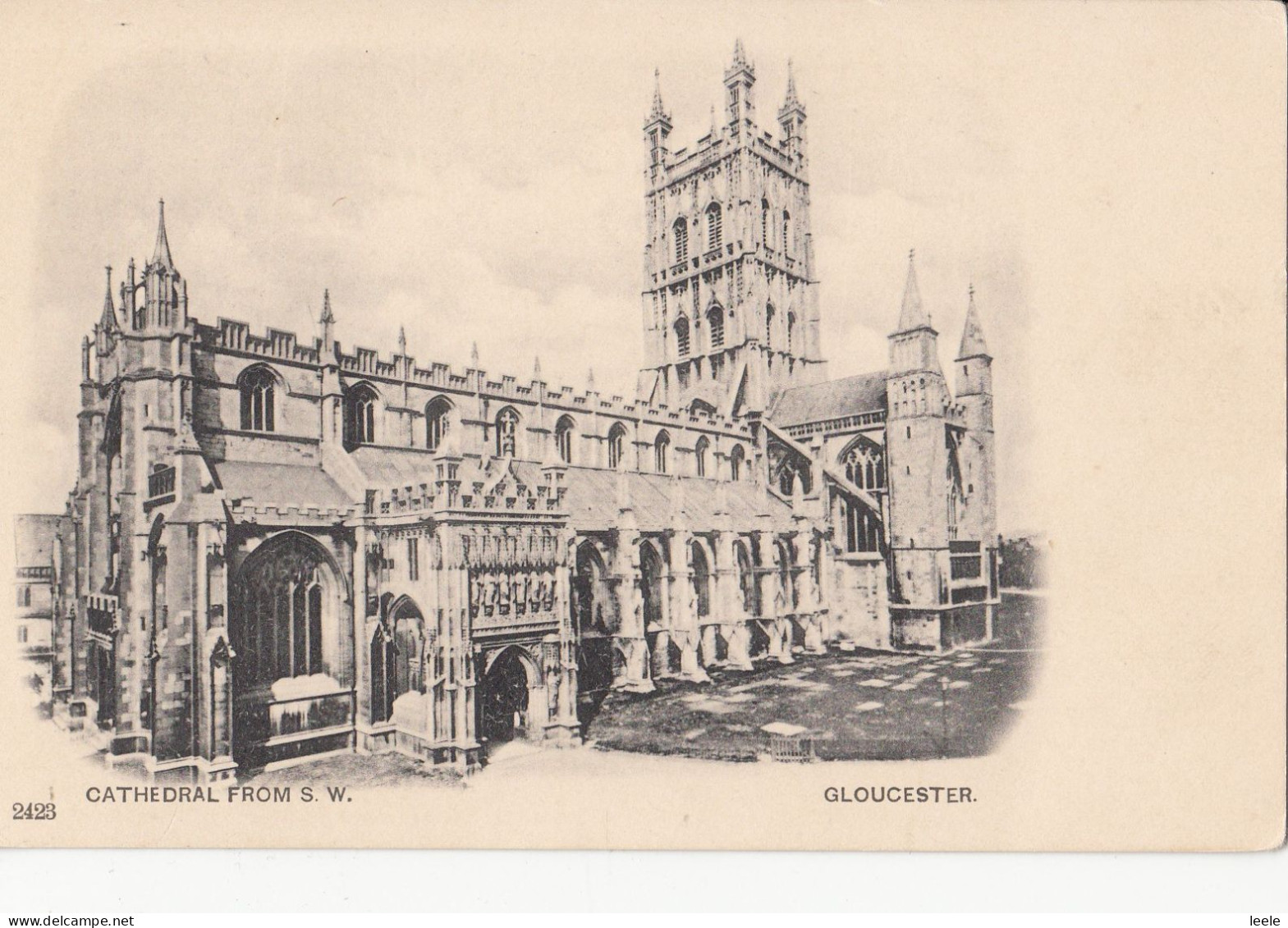 E41. Vintage Undivided Postcard. Gloucester Cathedral From The S.W. - Gloucester