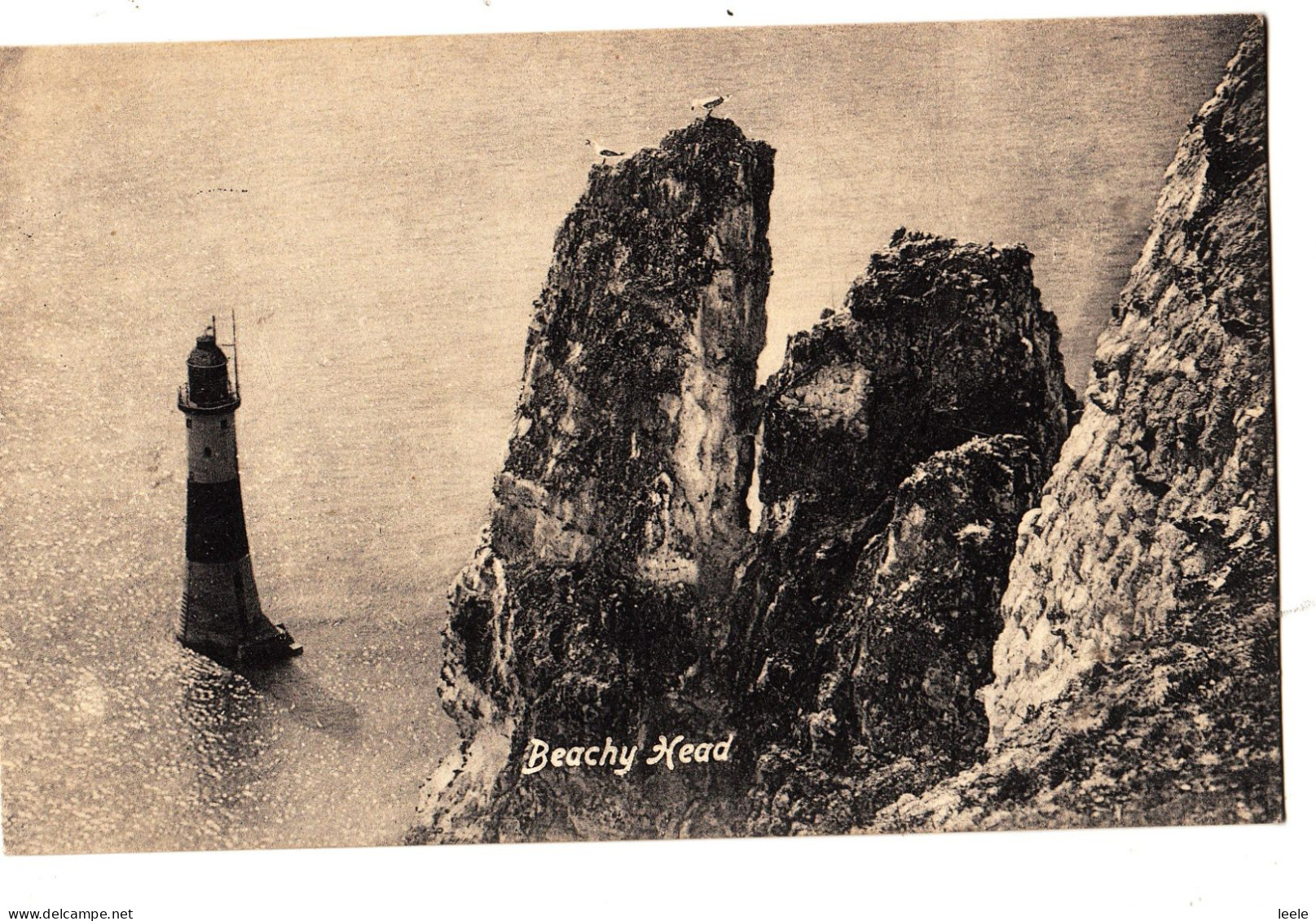 E19.  Vintage Postcard. Lighthouse At Beachy Head. Sussex. - Autres & Non Classés