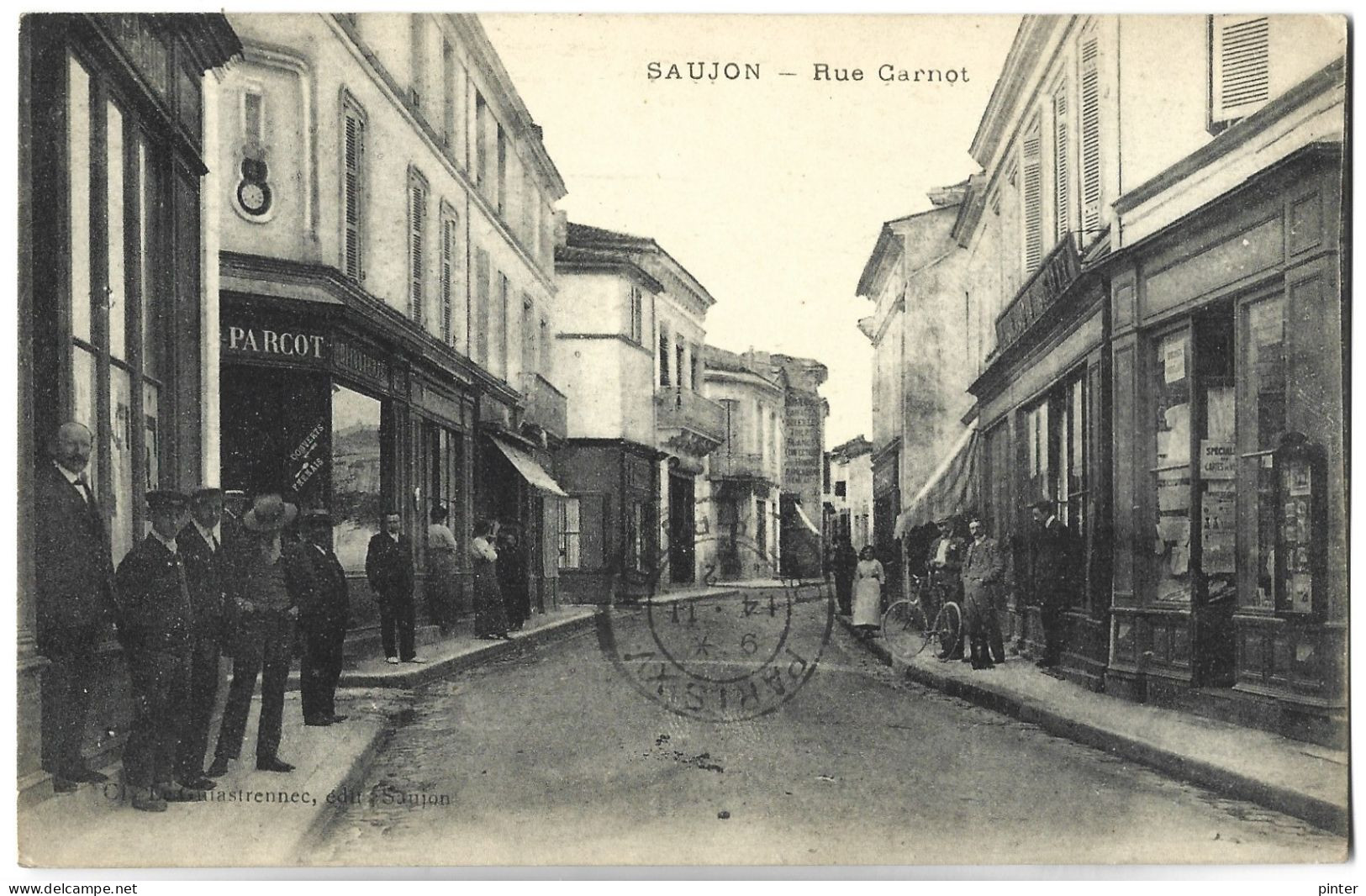 SAUJON - Rue Carnot - Saujon