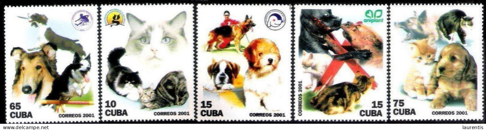 222  Cats - Chats - Dogs -  Chiens - 2001 - MNH - Cb - 2,25 . - Katten