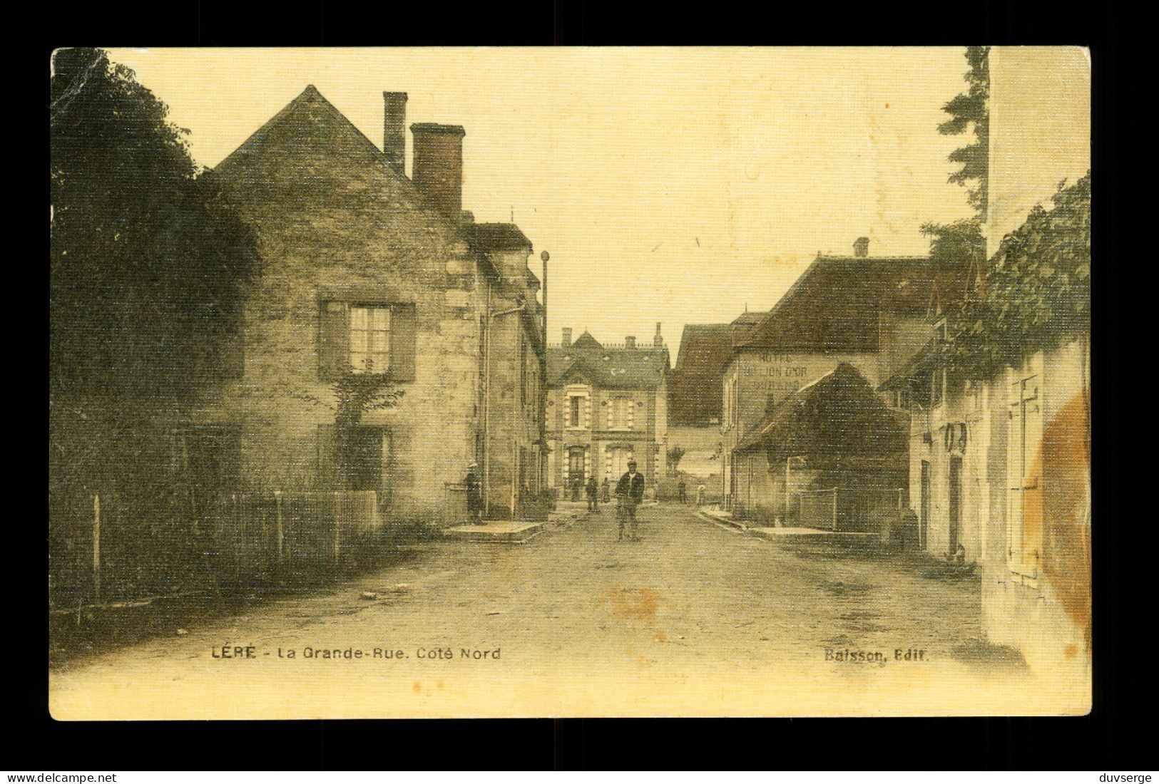 18 Cher Léré La Grande Rue Coté Nord ( Carte Tachée Voir Scans ) - Lere