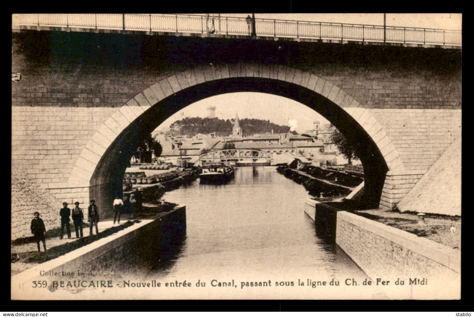 30 - BEAUCAIRE - NOUVELLE ENTREE DU CANAL PASSANT SOUS LA LIGNE DU CHEMIN DE FER DU MIDI - PENICHE - Beaucaire