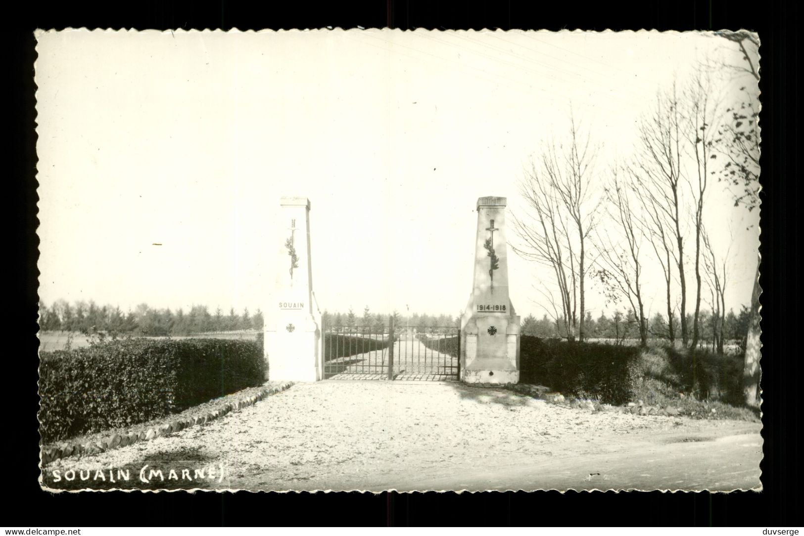 51 Marne Souain Cimetiere ( Format 9cm X 14cm ) - Souain-Perthes-lès-Hurlus