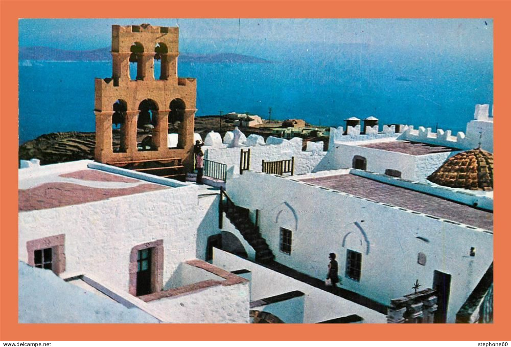 A652 / 281 Grece PATMOS Vue Magique Des Saints Jean Monastere - Griechenland