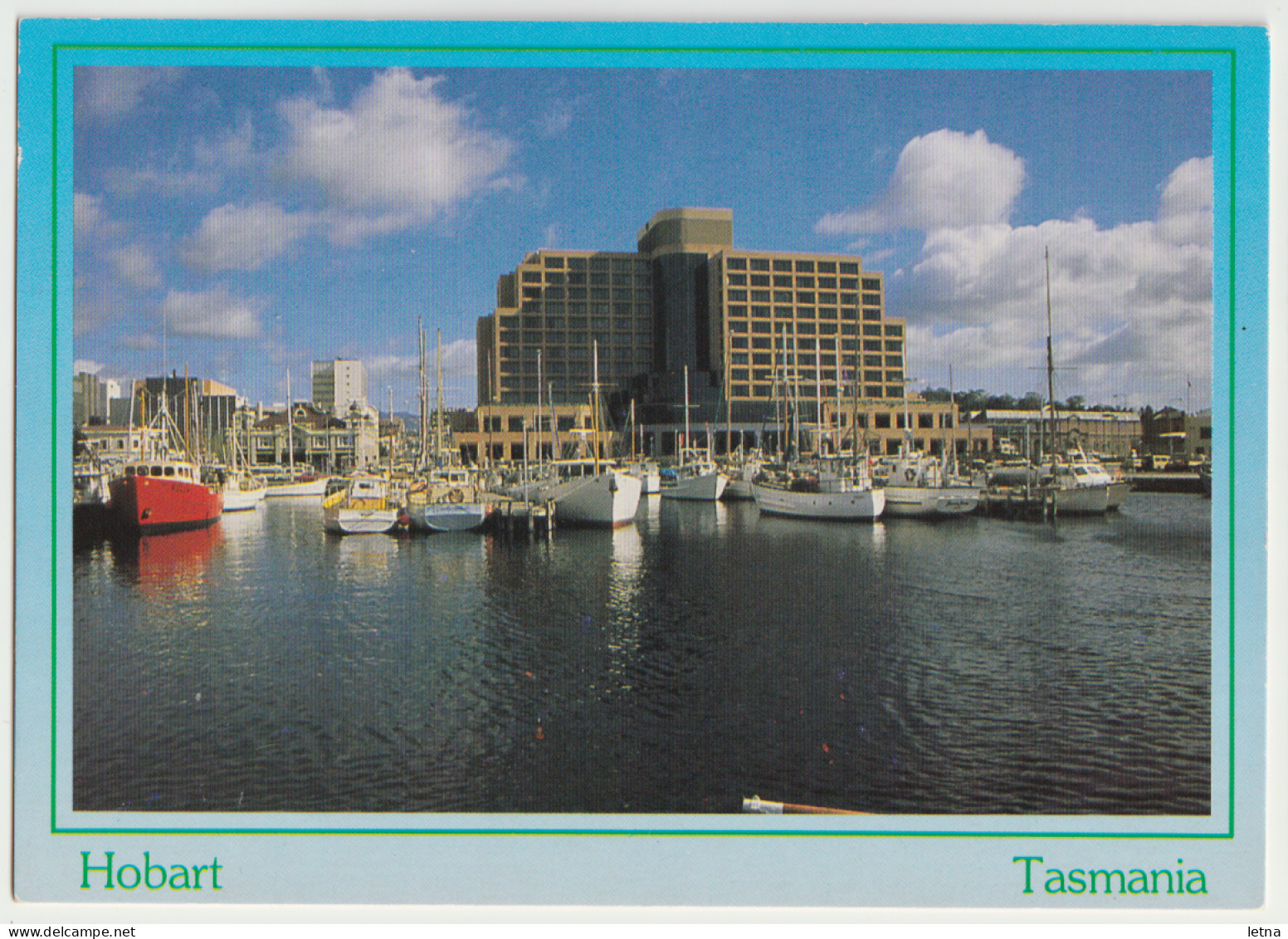 Australia TASMANIA TAS Constitution Dock Boats Hotel HOBART Bartel BT68 Postcard C1970s - Hobart