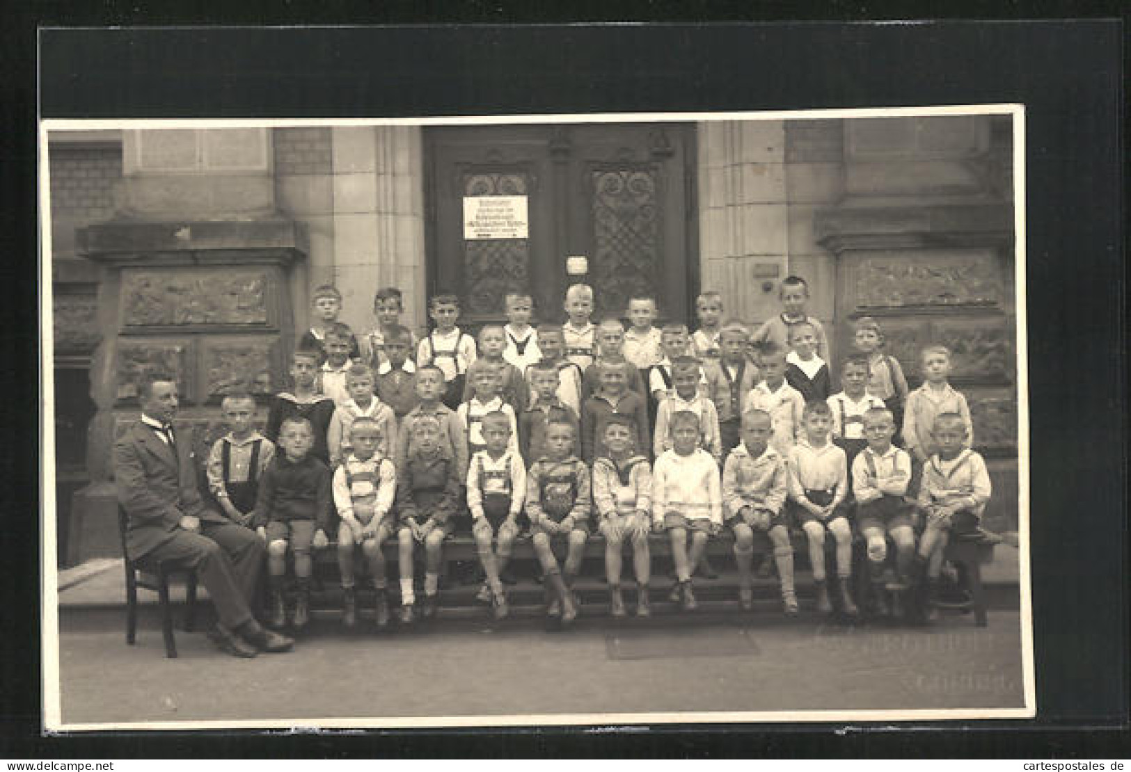 Foto-AK Coburg, Gruppenbild Einer Schulklasse Ca. 1930, Rückertschule  - Coburg