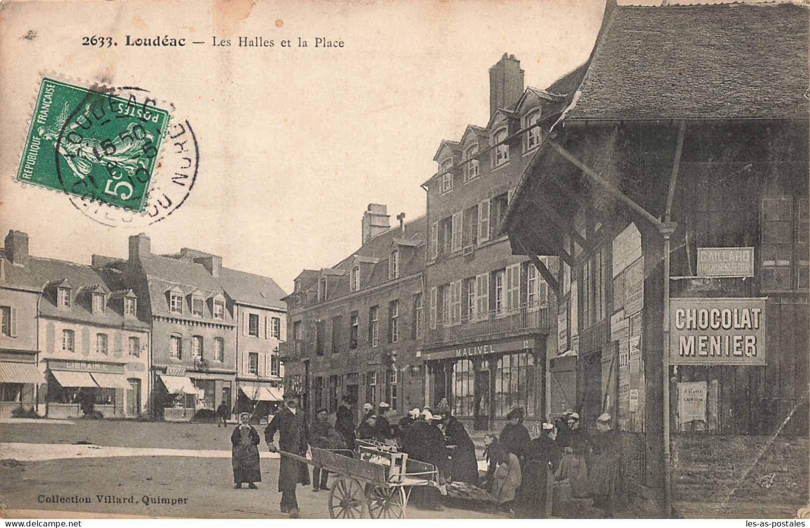 22 LOUDEAC LES HALLES ET LA PLACE - Loudéac