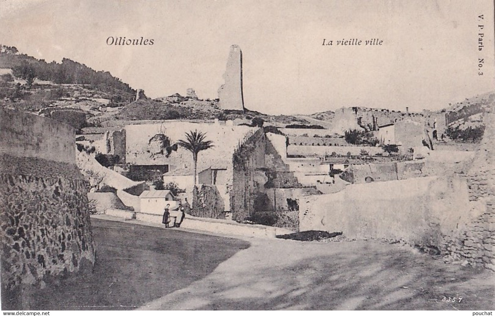 A11-83) OLLIOULES - VAR - LA VIEILLE VILLE  - ANIMEE - HABITANTS - ( 2 SCANS ) - Ollioules