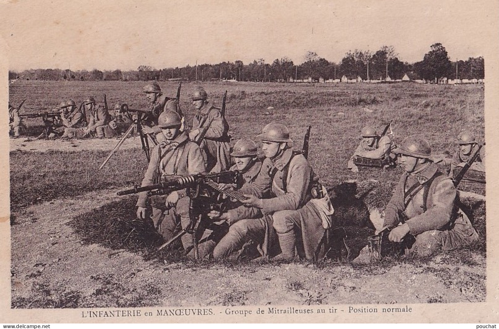 B26- MILITARIA  - L ' INFANTERIE EN MANOEUVRES -  GROUPE DE MITRAILLEUSES AU TIR - POSITION NORMALE - ( 2 SCANS ) - Manoeuvres