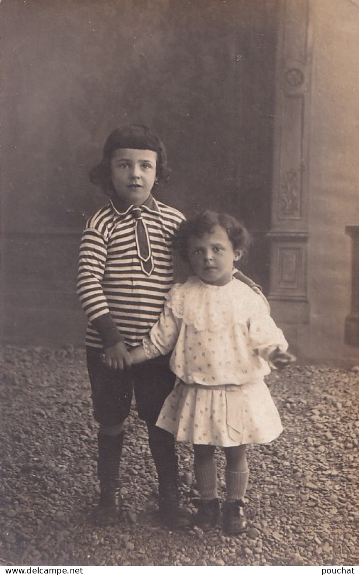 B26-47) TONNEINS - CARTE PHOTO GIROU  - COUPLE  D ' ENFANTS - ( 2 SCANS ) - Tonneins