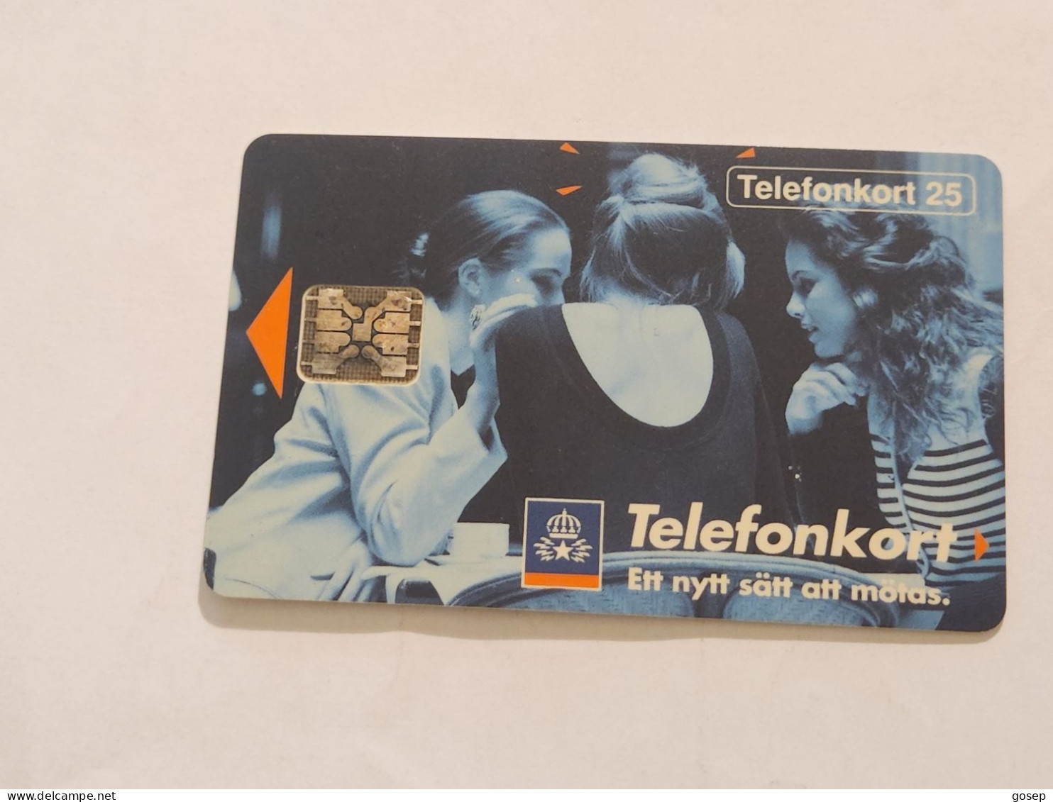 SWEDEN-(SE-TEL-025-0003B)-Three Woman-(10)(Telefonkort 25)(tirage-300.000)(6/1992)-used Card+1card Prepiad Free - Sweden