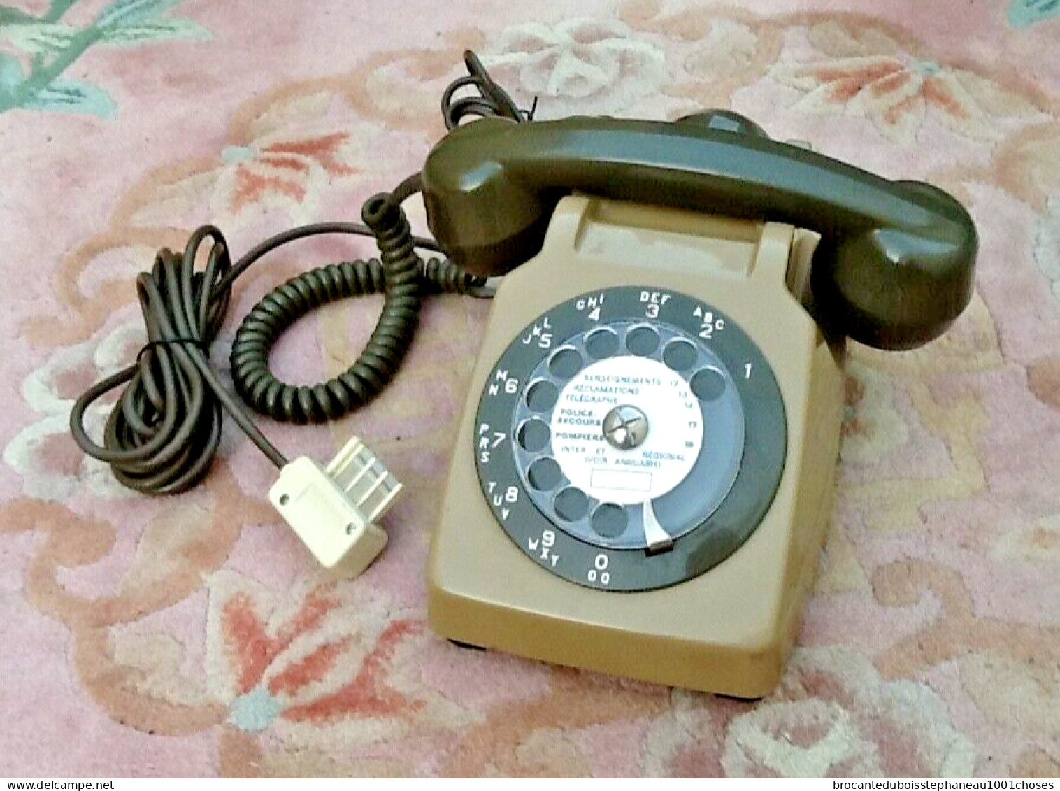 Années 1980 Téléphone à Cadran H.P.F 74 Bonneville (Haute-Savoie) Socotel Modèle S63 - Téléphonie