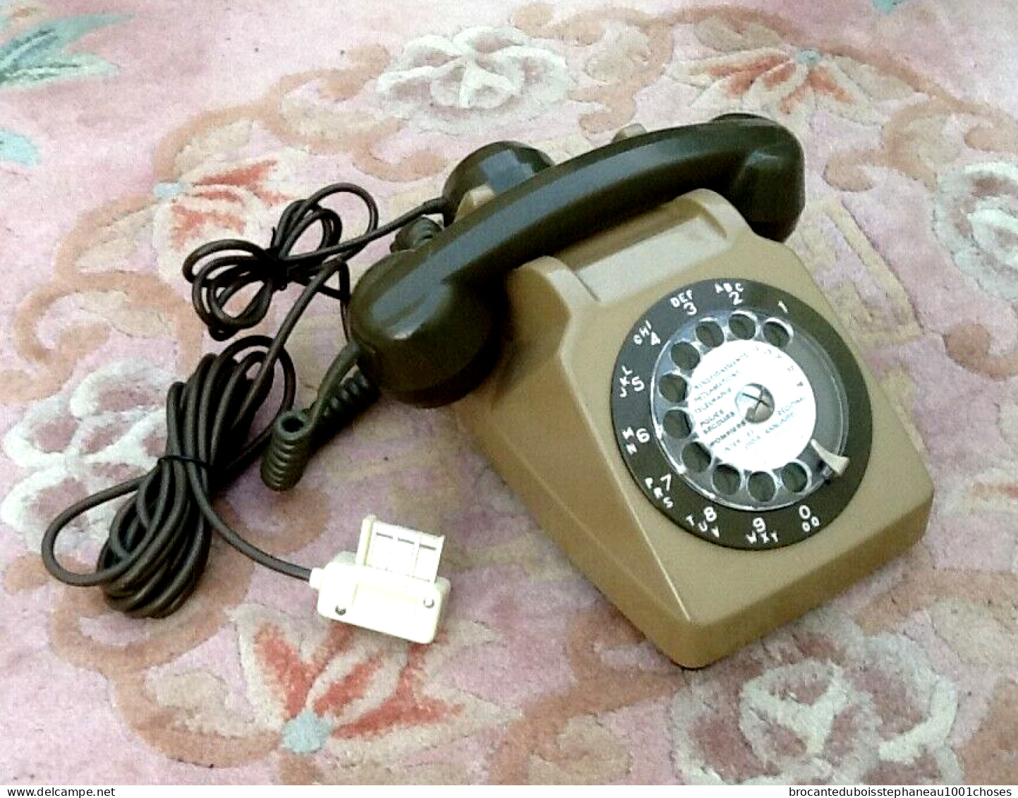 Années 1980 Téléphone à cadran H.P.F 74 Bonneville (Haute-Savoie) Socotel Modèle S63