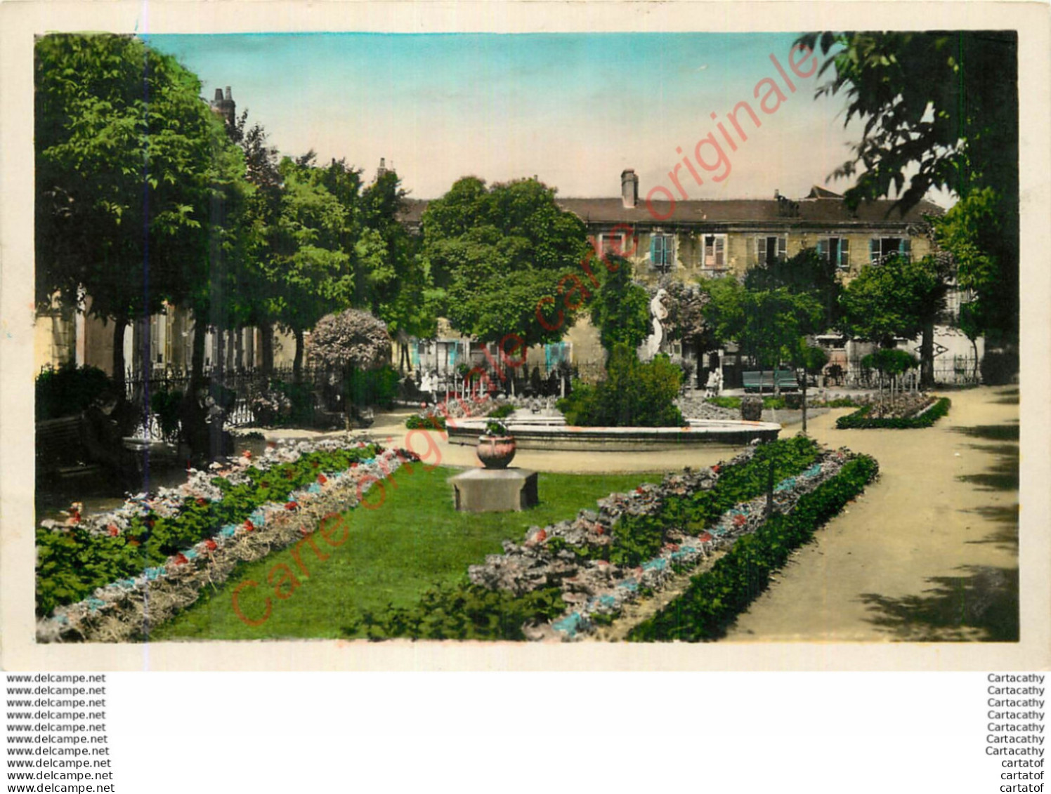 18.  VIERZON .  Le Jardin De La Croix Blanche . - Vierzon