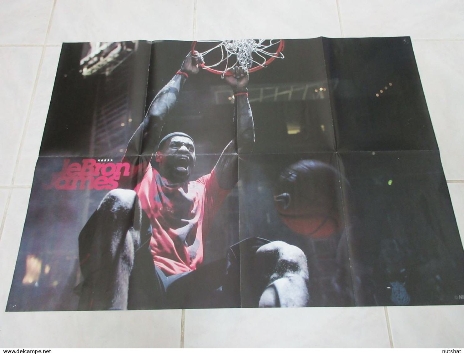 BASKET NBA POSTER 25 Rajon RONDO BOSTON CELTICS Au Dos James LEBRON              - Other & Unclassified