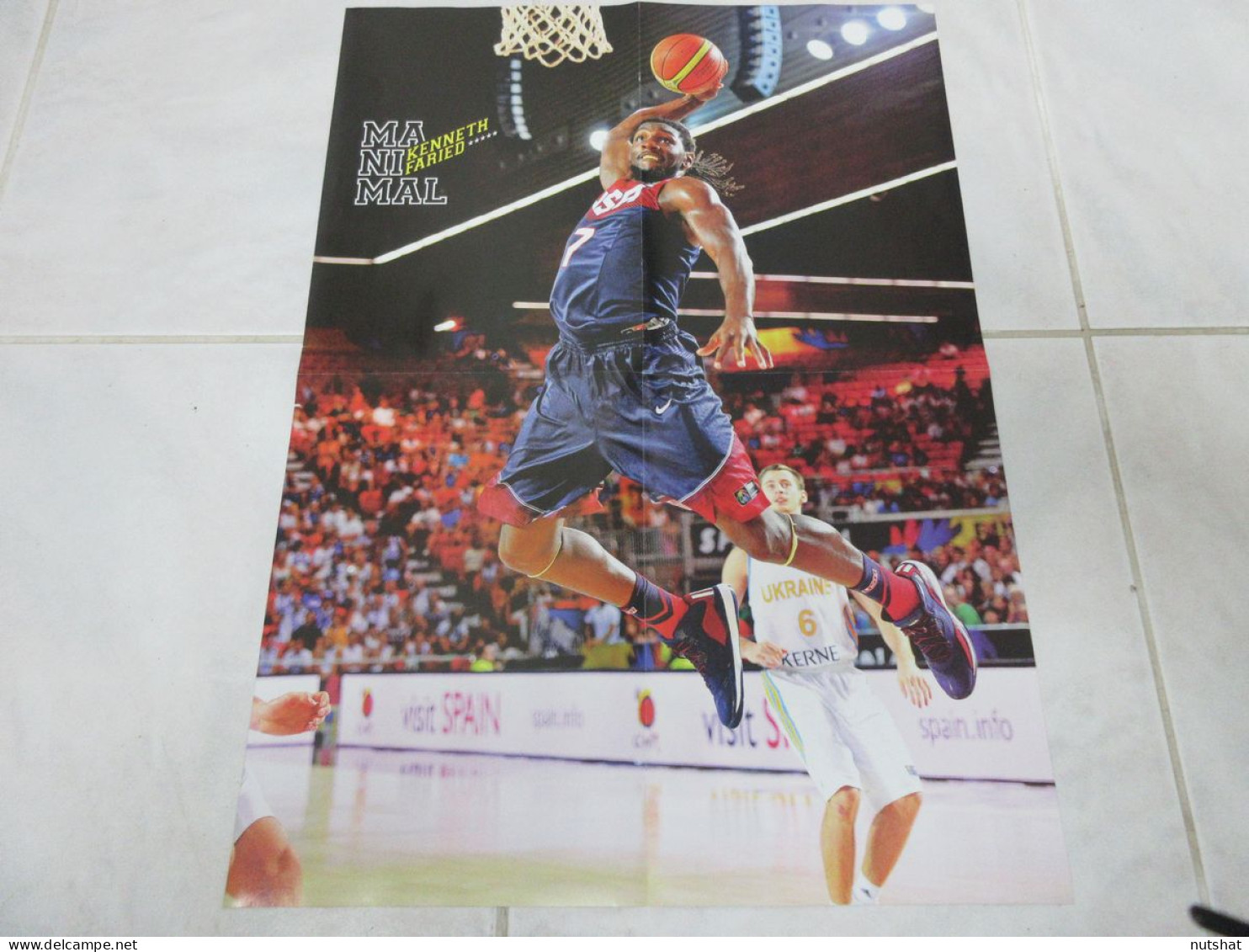 BASKET NBA POSTER 34 Kenneth FARIED USA Au Dos Kobe BRYANT LAKERS                - Autres & Non Classés