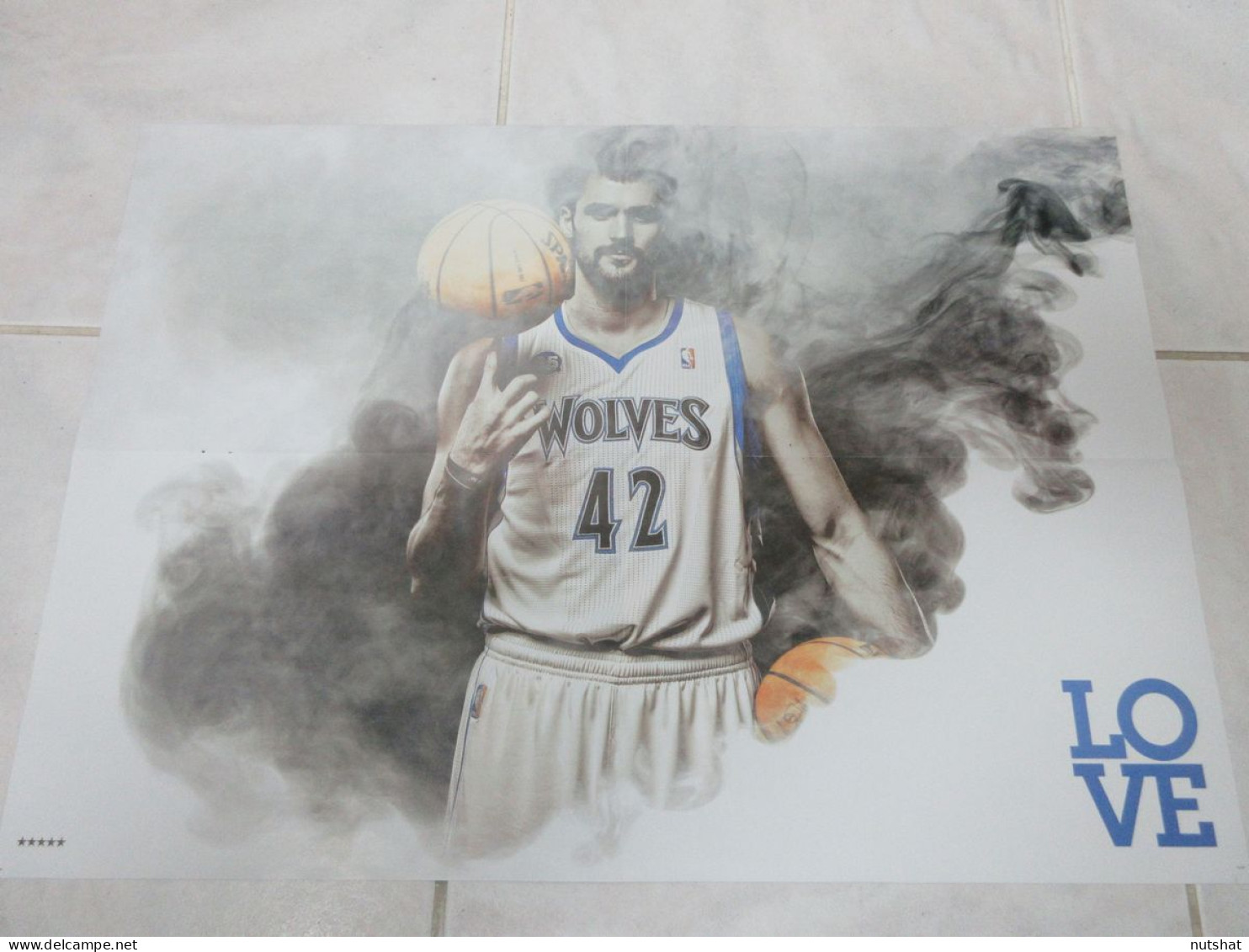 BASKET NBA POSTER 33 James HARDEN HOUSTON Au Dos Kevin LOVE WOLVES               - Andere & Zonder Classificatie