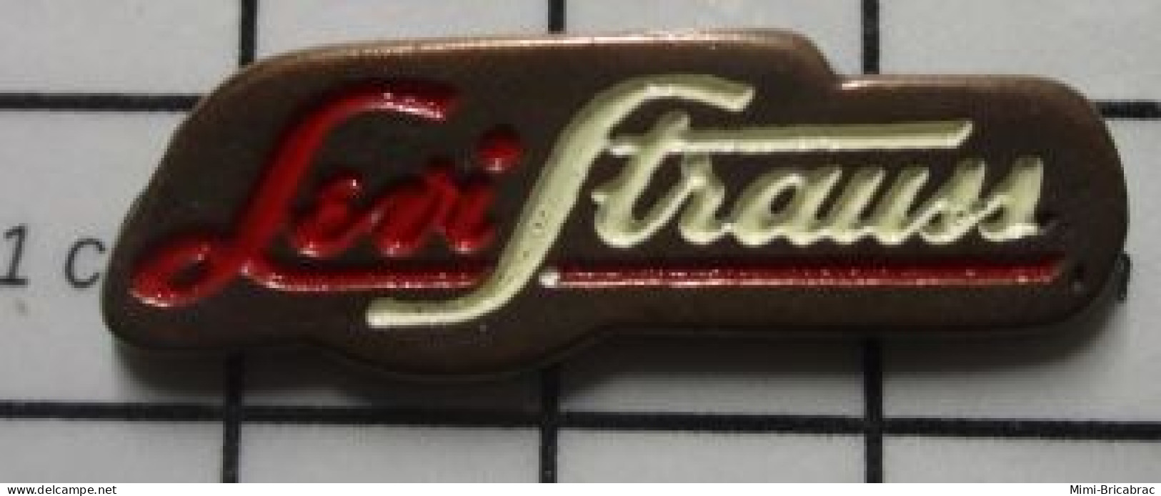 613a Pin's Pins / Beau Et Rare : MARQUES / JEAN'S LEVI STRAUSS Ils Connaissent La Musique ! - Trademarks