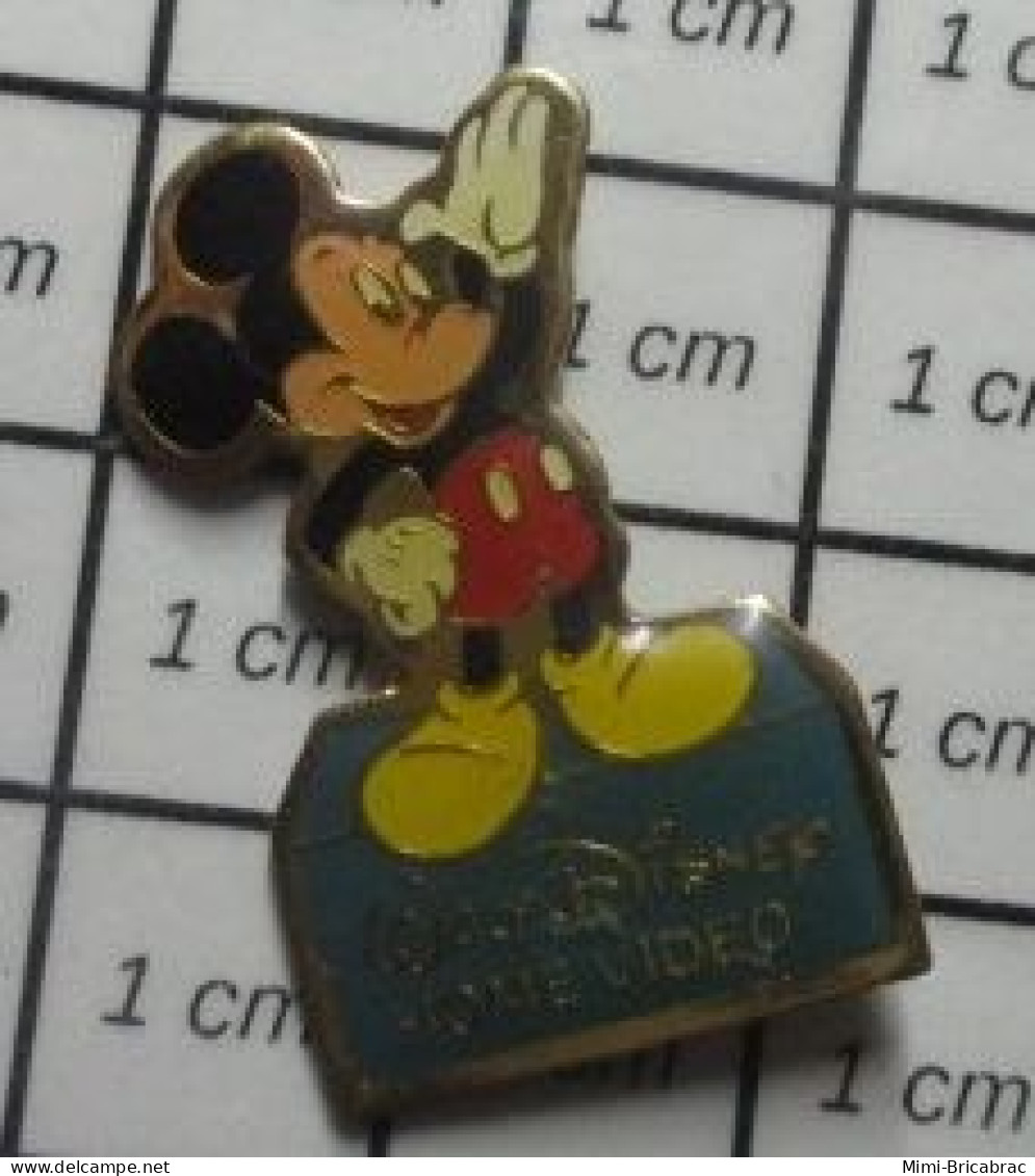 615c Pin's Pins / Beau Et Rare : DISNEY / MICKEY HOME VIDEO - Disney