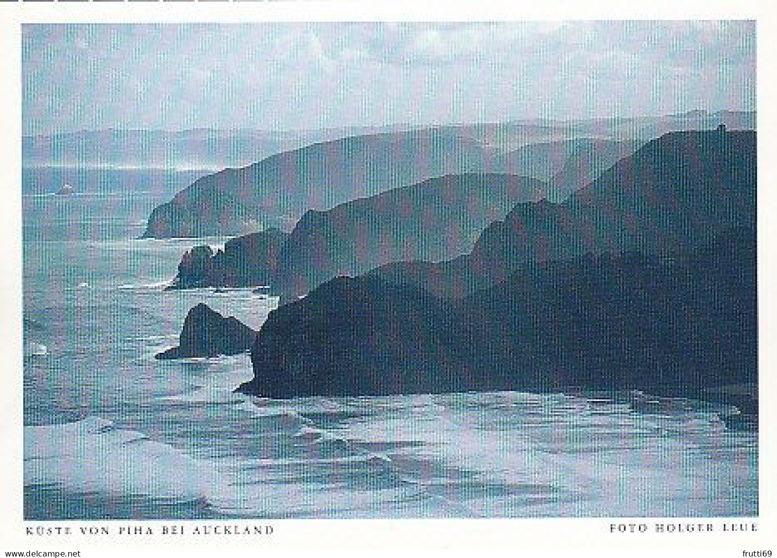 AK 212778 NEW ZEALAND - Küste Von Piha Bei Auckland - Nieuw-Zeeland