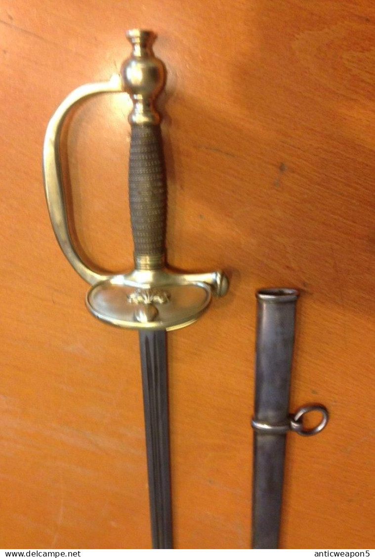 France. Épée D'officier D'infanterie. M1884. (C149) - Knives/Swords