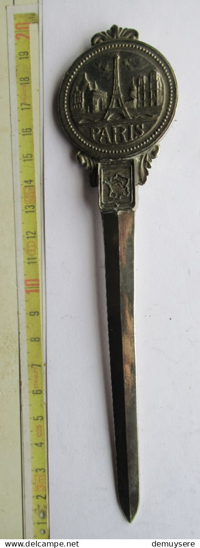 LADE 37 - PARIS NAPOLEON BONAPARTE - Letter-opener