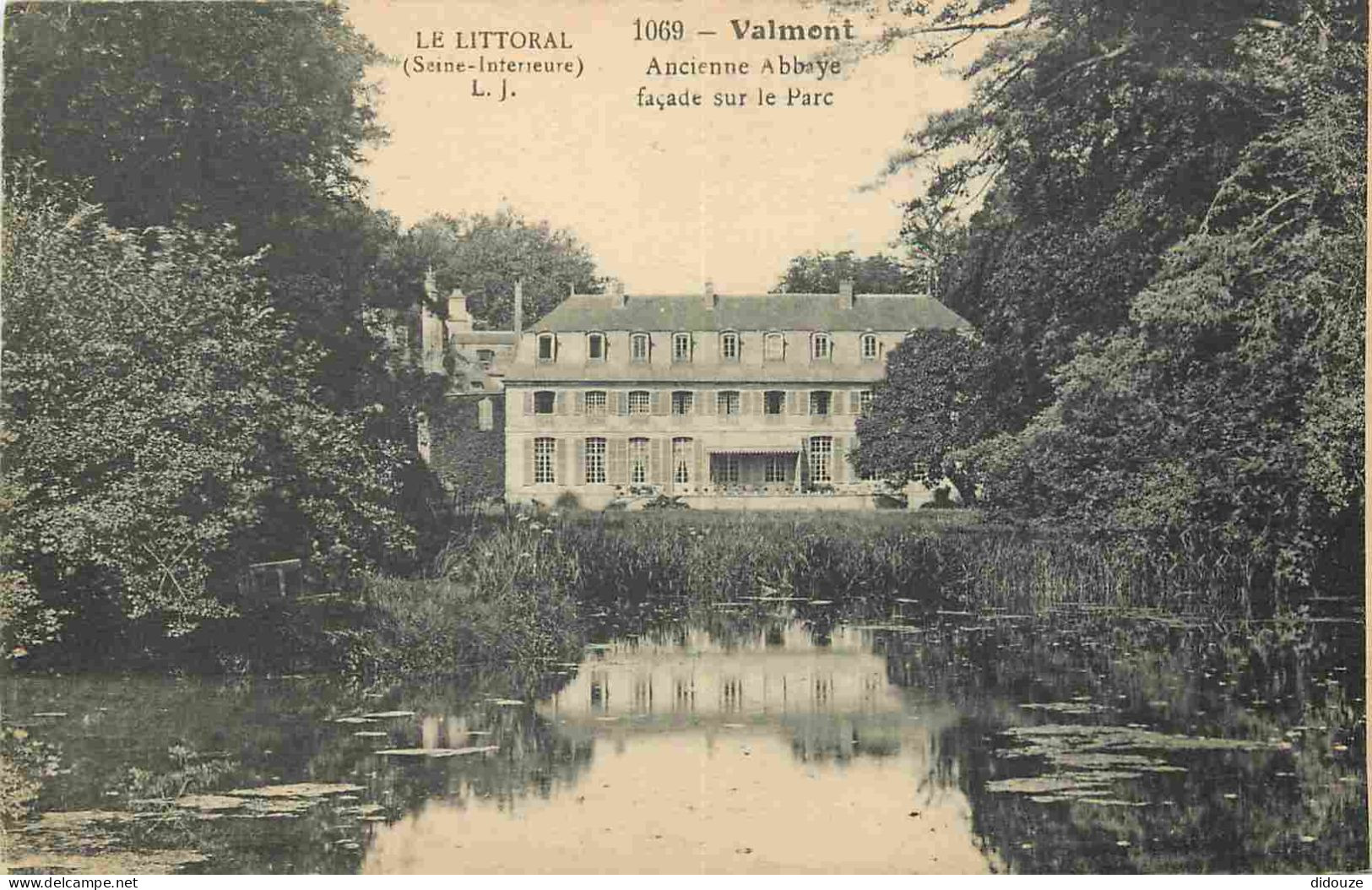76 - Valmont - Ancienne Abbaye - Façade Sur Le Parc - Correspondance - CPA - Voyagée En 1920 - Voir Scans Recto-Verso - Valmont