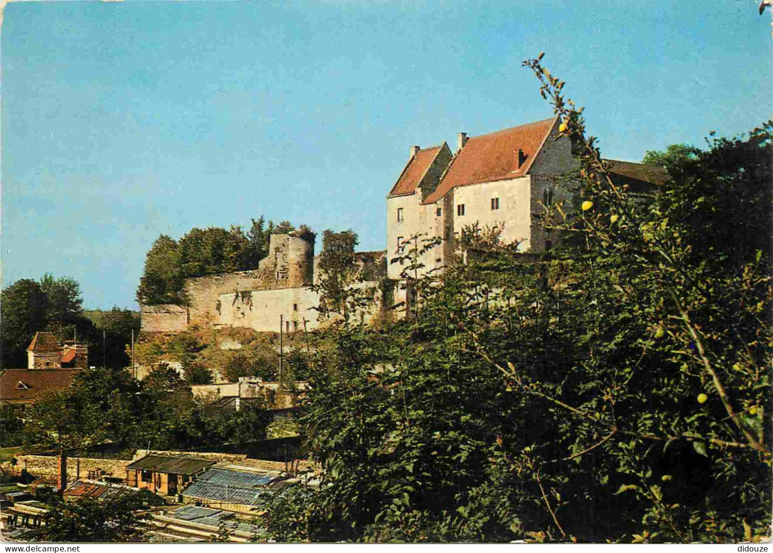 60 - Crépy En Valois - Le Château Des Ducs Du Valois - CPM - Voir Scans Recto-Verso - Crepy En Valois